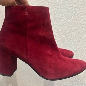 Paul Green Cranberry red booties